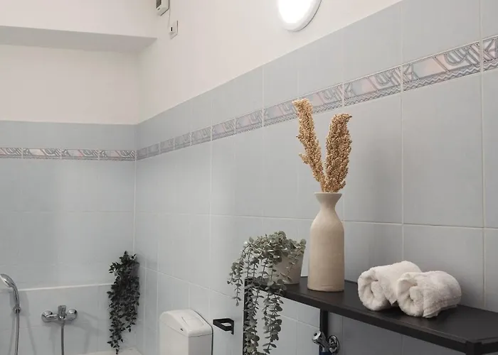 Appartamento Duplex With Terrace - 6 Min Walk To Bernina Express